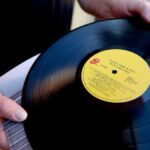 What Exactly is Vinyl! How Vinyl Works and More - TechShim